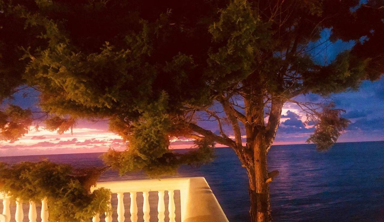Hotel Tramonto Chakvi Luaran gambar